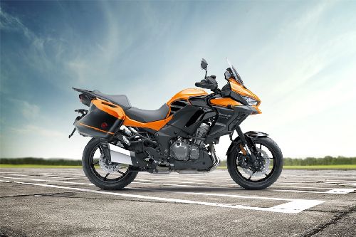 Kawasaki Versys 1000GT Right Side Viewfull Image