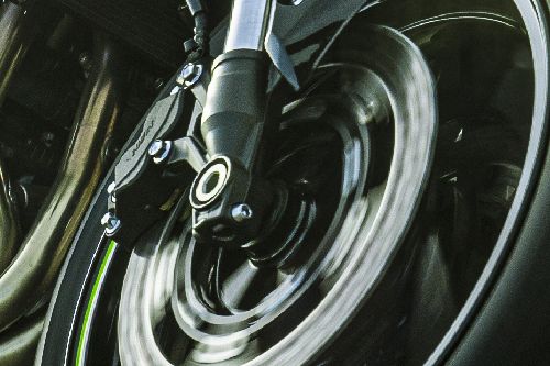 Kawasaki Z900 Front Brake