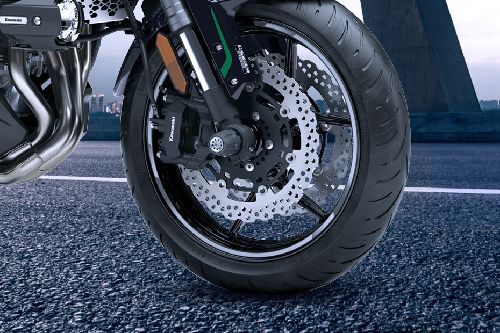 Kawasaki Versys 1000 SE Front Tyre