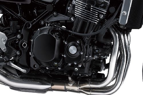 Kawasaki Z900 RS SE Engine View