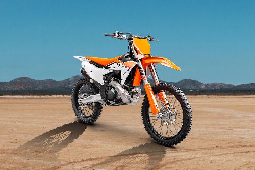 KTM 250 SX Slant Rear View Full Image