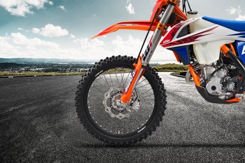 Discontinued KTM 250 EXC-F Six Days 2018 Features & Specs | Zigwheels Discontinued KTM 250 EXC-F Six Days 2018 Features & Specs | Zigwheels