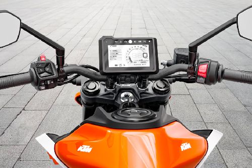KTM 250 Duke Console View