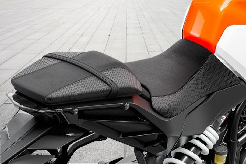 KTM 250 Duke Rider Seat View