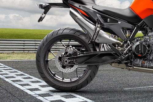 KTM Duke 790 Rear Tyre