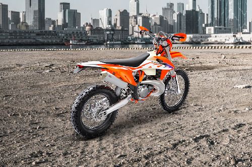KTM 250 EXC TPI Back Side View