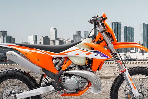 KTM 250 EXC TPI Fuel Tank View