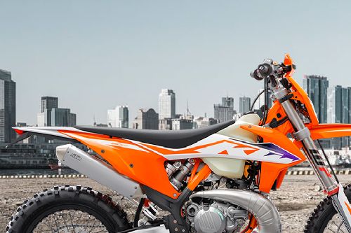 KTM 250 EXC TPI Rider Seat View