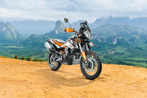 Motosikal KTM 790 Adventure R Standard 2023 di Malaysia