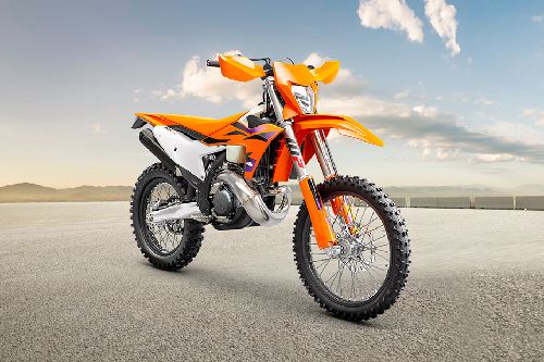KTM 300 XC-W Slant Rear View Full Image