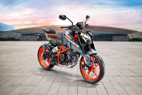 KTM 390 Duke Slant Rear View Full Image