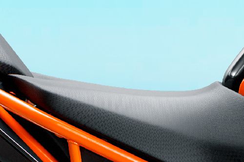 KTM Duke 200 Rider Seat View