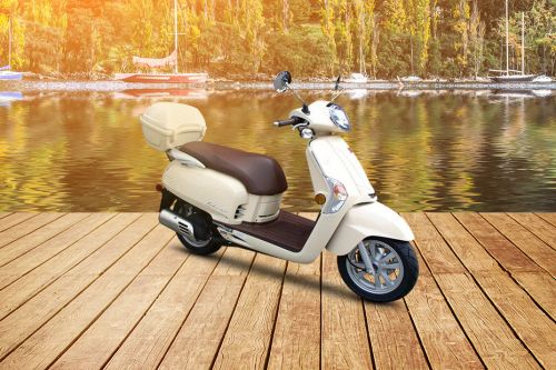 Kymco Like 150 Slant Rear View Full Image