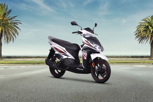 Modenas Karisma 125 Slant Rear View Full Image