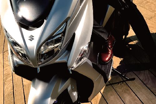 Suzuki Burgman 400 Leg Spacescooter