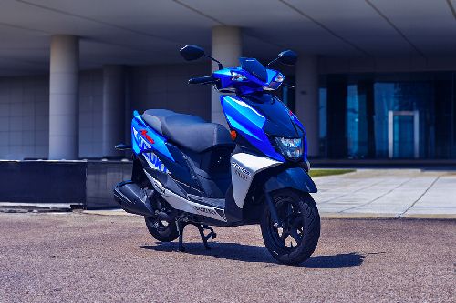 Motosikal Suzuki Avenis 125 Standard 2024 di Malaysia