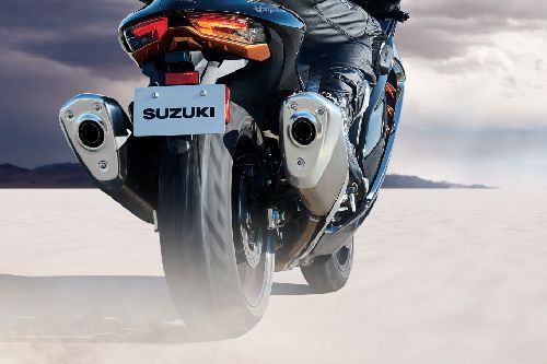 Suzuki Hayabusa Exhaust View