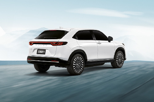 e:N1 Rear Medium Side View