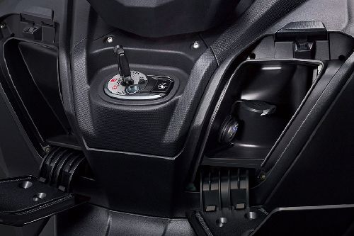 Power outlet Sym Maxsym