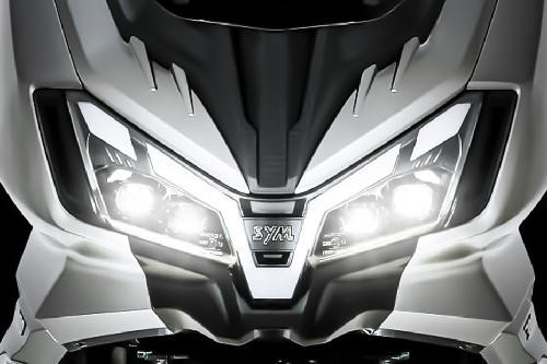 Sym Husky 300 Head Light View