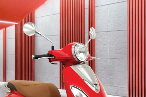 Sym Attila Elizabeth Head Light View