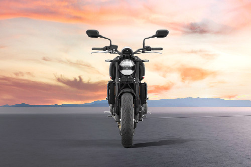 Triumph Trident 660 Front View Full Image