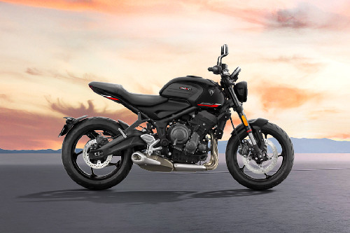 Triumph Trident 660 Right Side Viewfull Image