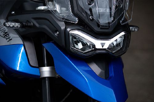Triumph Tiger 850 Sport Head Light View