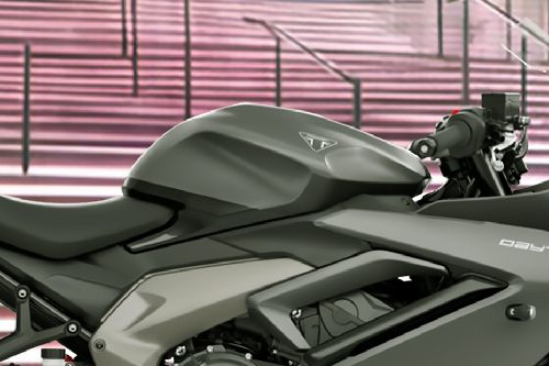 Triumph Daytona 660 Fuel Tank View