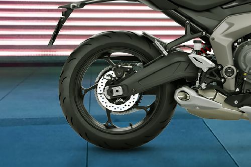 Triumph Daytona 660 Rear Tyre