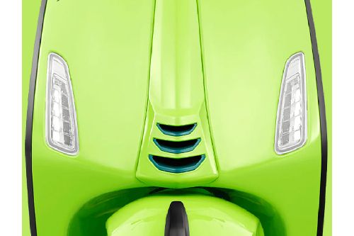 Vespa Primavera 150 Side Indicators Front