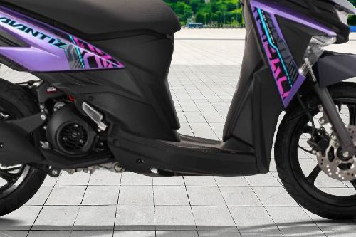 Yamaha Ego Avantiz Leg Spacescooter