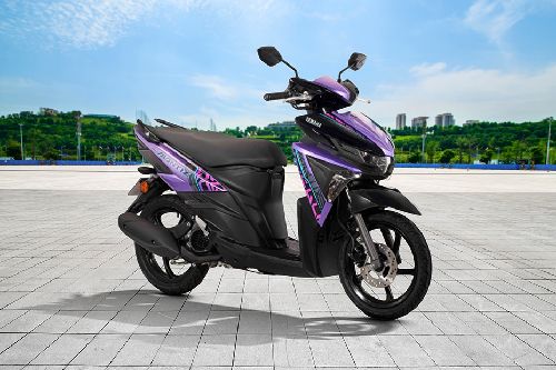 Yamaha Ego Avantiz Slant Rear View Full Image