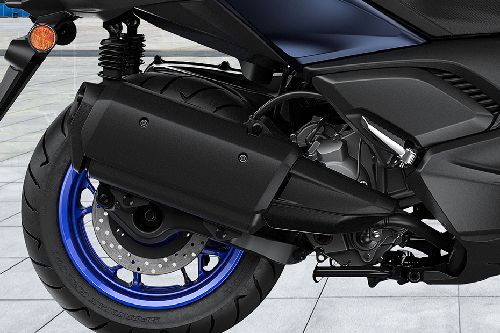 Yamaha XMax 250 Exhaust View