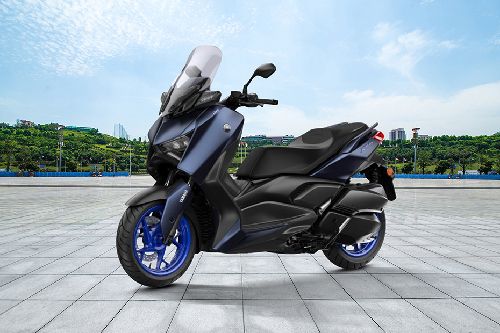 Motosikal Yamaha XMax 250 Standard 2024 di Malaysia