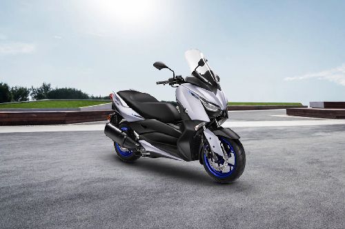 Motosikal Yamaha XMax 250 Standard 2024 di Malaysia