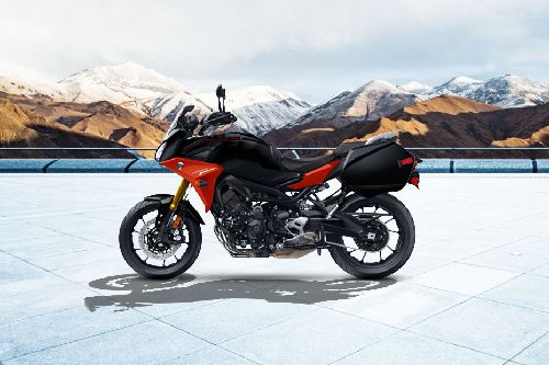 Yamaha Tracer 900 GT Left Side View Full Image