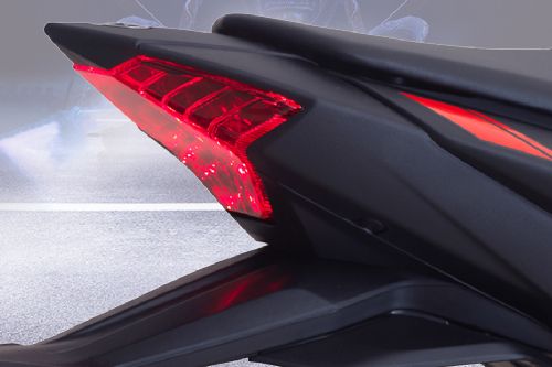 Yamaha MT-25 Tail Light View
