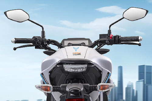 Yamaha MT-15 Handle Bar View