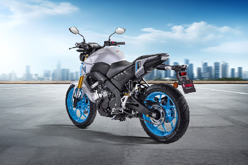 Yamaha MT-15 Slant Back Side View Right