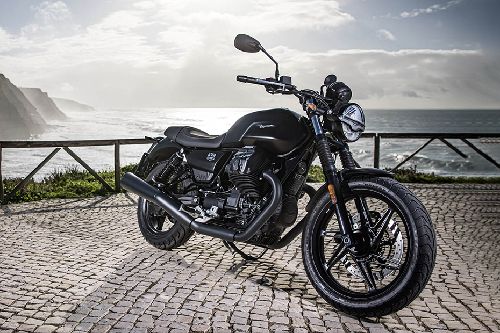 Moto Guzzi V7 Slant Rear View Full Image