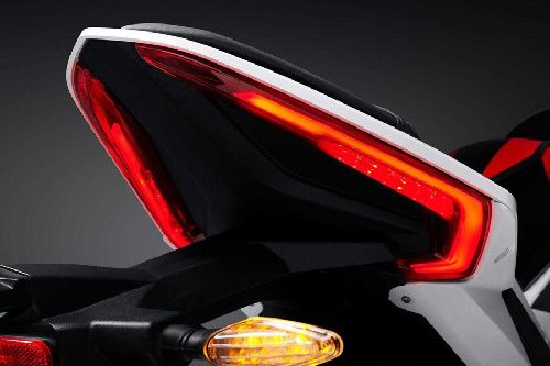 GPX Demon GR200R Tail Light View