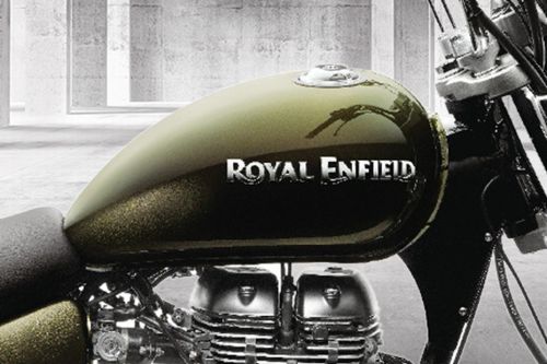 Royal Enfield Rumbler 500 Fuel Tank View