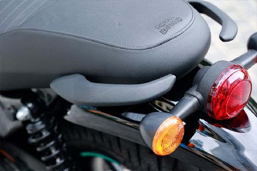 Royal Enfield Hunter 350 Back Rest View