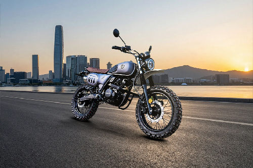 KTNS TT Classic 150 Slant Front View Full Image