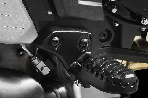 CFMoto 700CL-X Heritage Foot Rest View