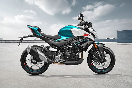 CFMoto 450 NK Right Side Viewfull Image