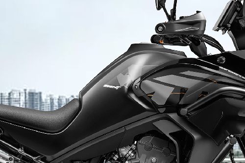 CFMoto 800 MT Explore Fuel Tank View