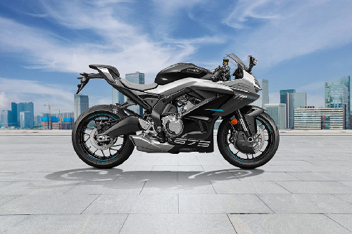 CFMoto 675SR-R Right Side Viewfull Image