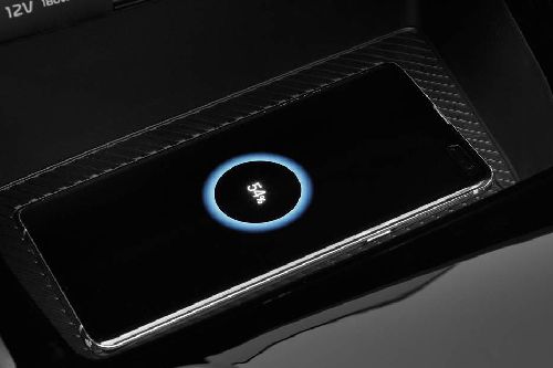 Power Accessories Outlet View of Kia Niro EV